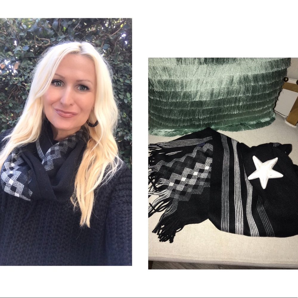 🌟Hilfiger Black & White Scarf🌟